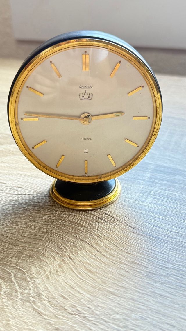 Reloj Jaeger LeCoultre suizo de sobremesa años 50