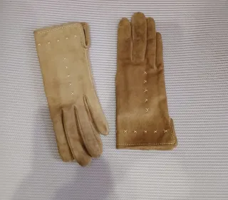 Guantes de gamuza camel bordados