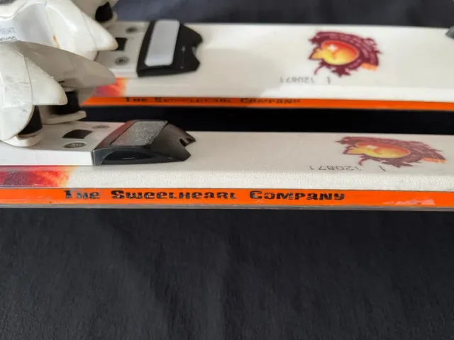 Esquís Movement con fijaciones +botas Atomic