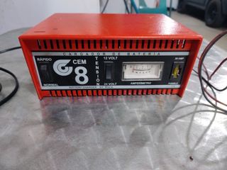 Cargador Baterías Coche CEM 8A