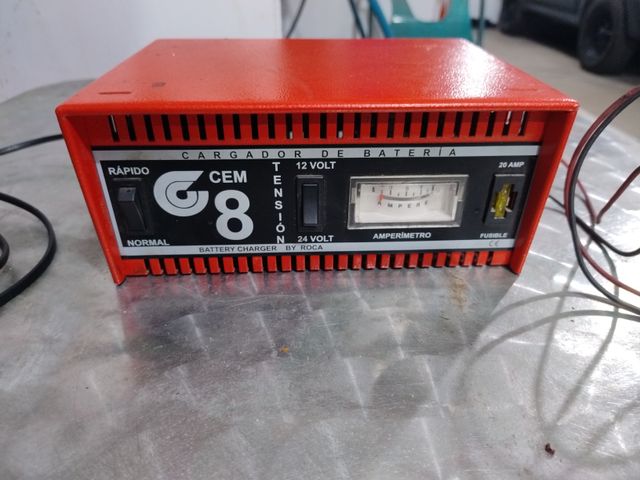 Cargador Baterías Coche CEM 8A