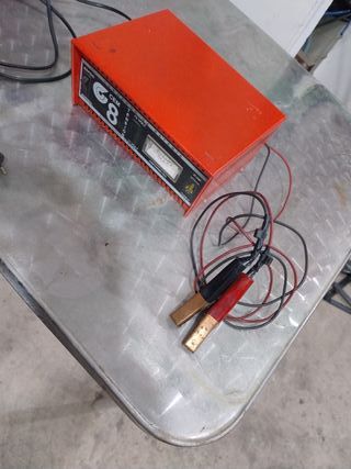 Cargador Baterías Coche CEM 8A