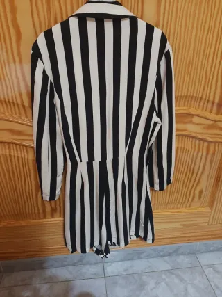 Vestido Peto Rayas blanco y Negro