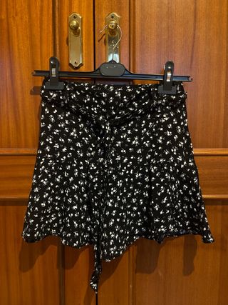 Falda pantalón Zara