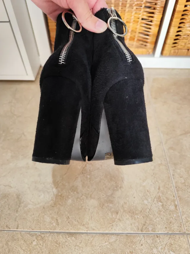 Botines negros tacón Marypaz