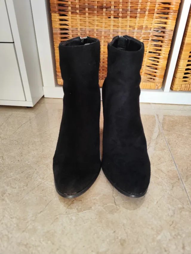 Botines negros tacón Marypaz