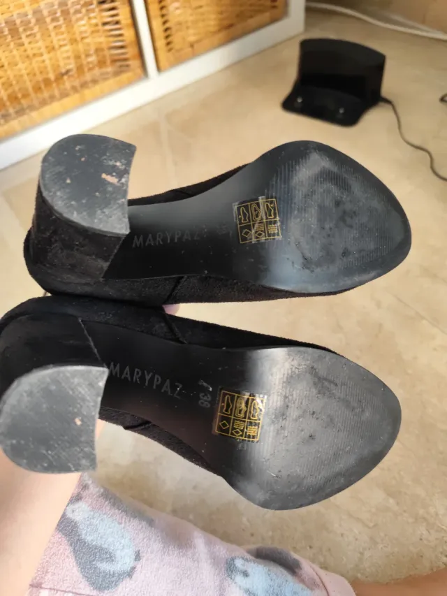 Botines negros tacón Marypaz