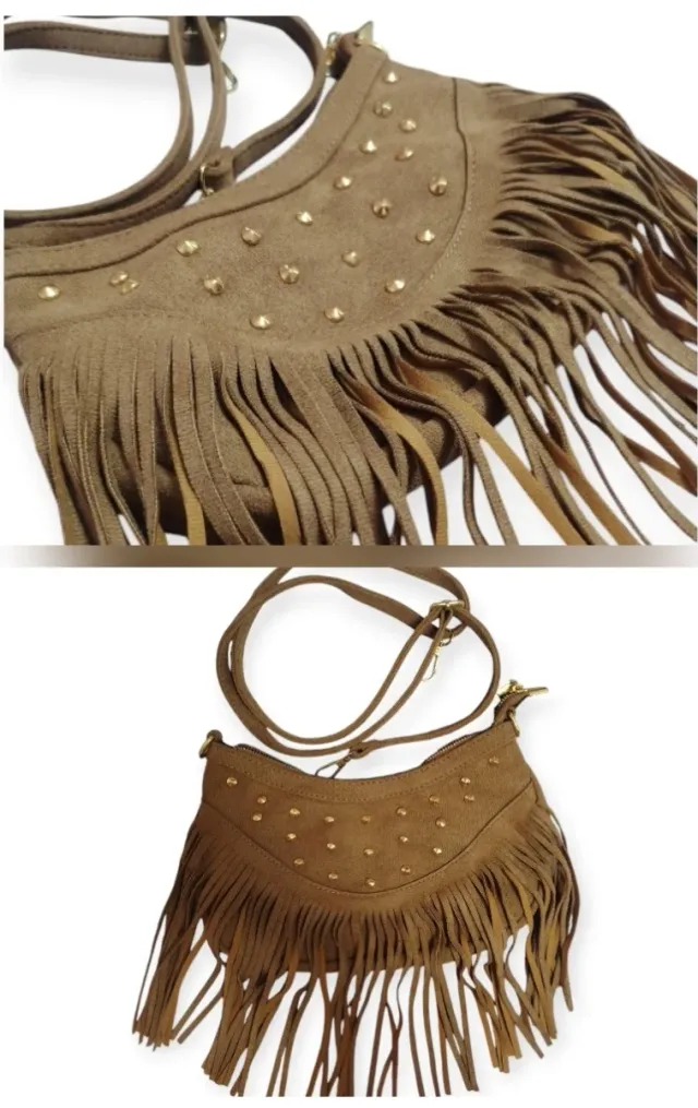 Borsetta tracolla con frange e borchie