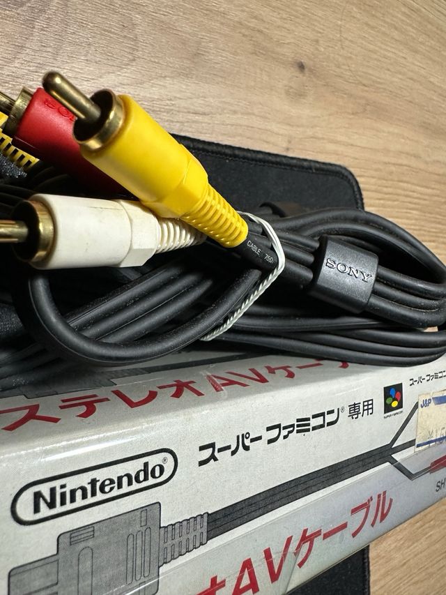 Cable AV Estéreo Super Nintendo