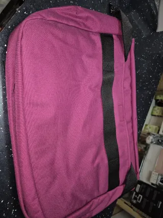 Eastpak Delegate Bolso Bandolera Morado/Negro