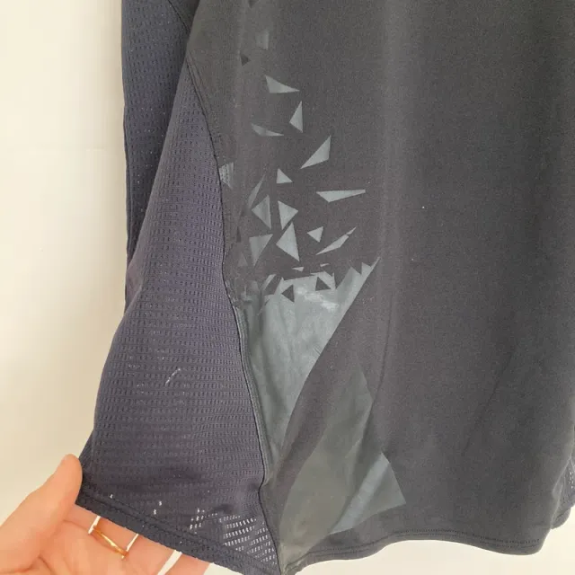 Camiseta deportiva Domyos negra