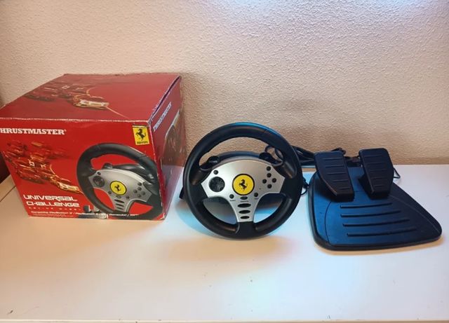 Volante Thrustmaster Ferrari Universal Challenge