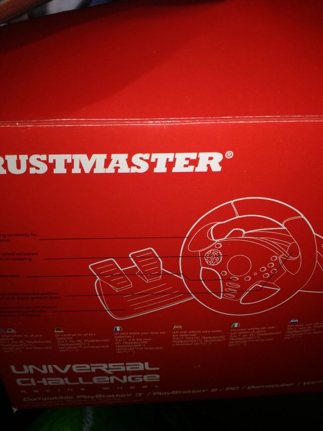 Volante Thrustmaster Ferrari Universal Challenge