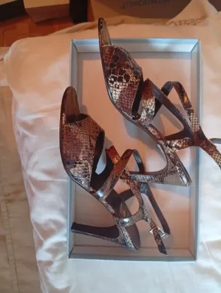 Zapatos de tacón serpiente talla 38