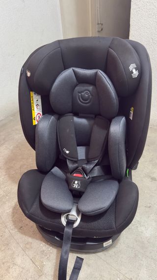 Silla de coche negra