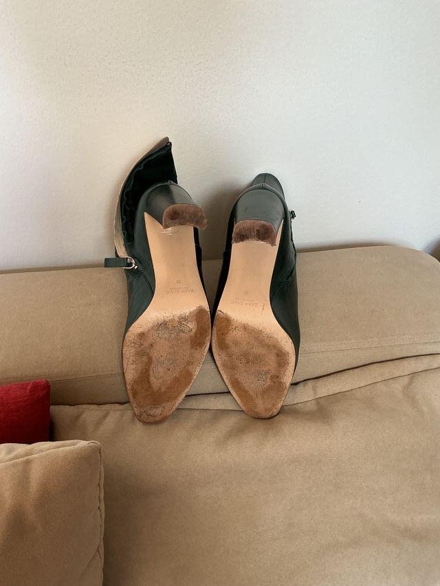 Botines de piel verde