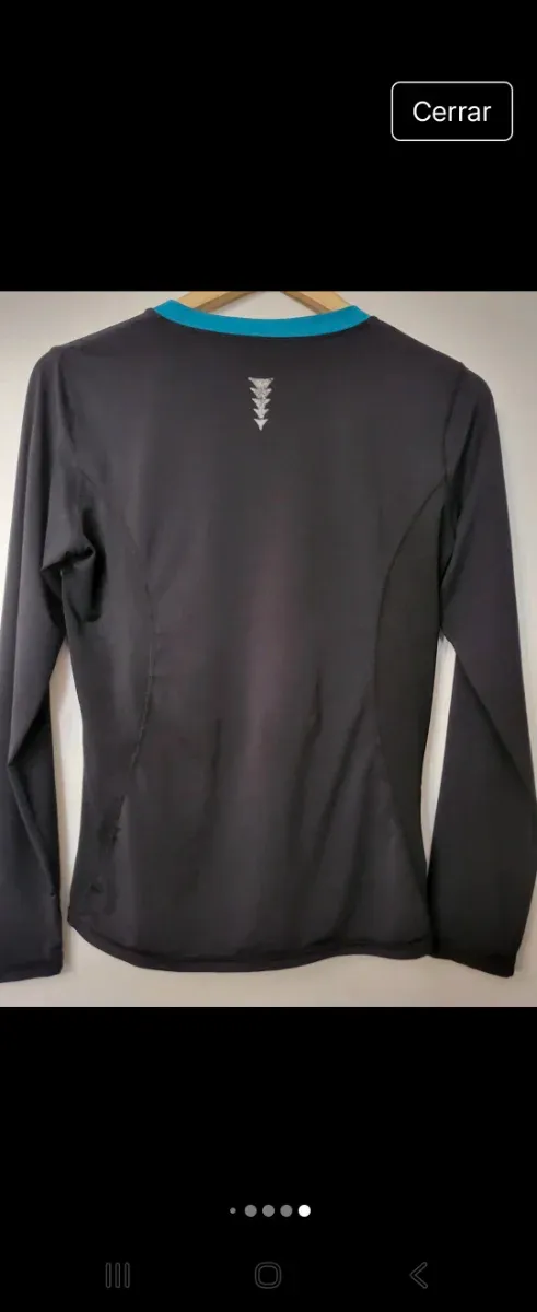 Camiseta Spyro Negra y Turquesa Manga Larga