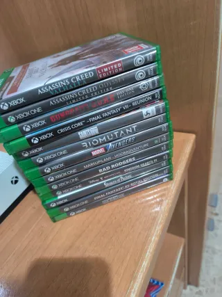 Xbox One S 500GB + Mando Rojo