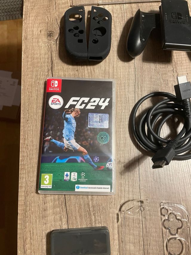 Nintendo Switch FC 24 + Acessórios