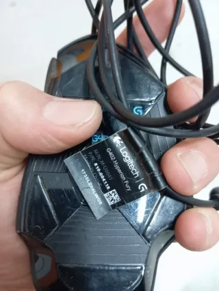 Logitech G402 Ratón Gaming Negro