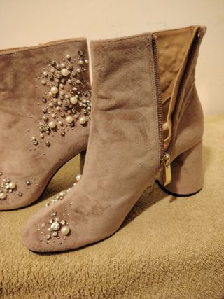 Botines Lila Pedrería Talla 38