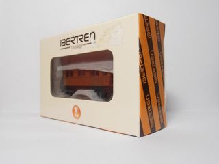 Coche 1a Clase RENFE Ibertren "vintage". Escala N.