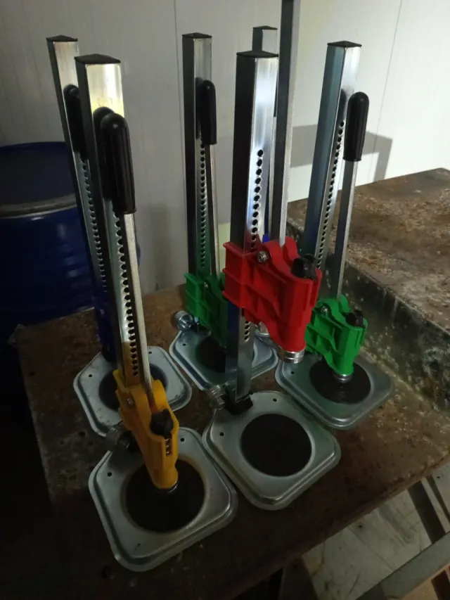 Taponadoras de botellas manuales