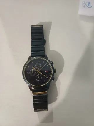 Reloj Tommy Hilfiger azul y Dorado