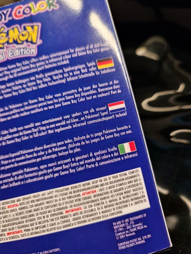 Caja Consola Game Boy Color [Pokemon Edition]