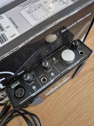 Mackie Onyx Artist 1.2 Interface Áudio USB