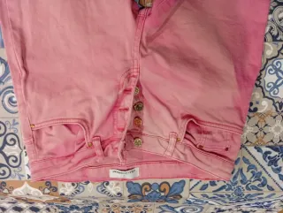 Pantalón vaquero rosa Lola Casademunt