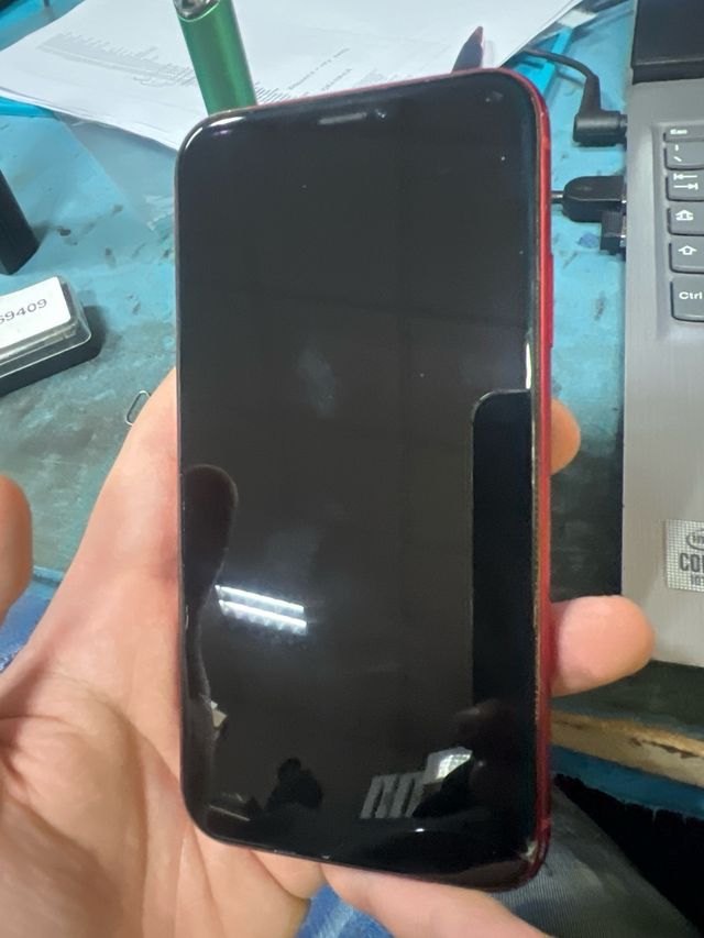 iPhone XR 128GB Rosso