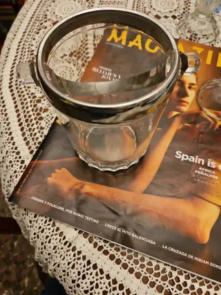 Cubitera de cristal y metal