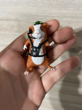 Darwin G-force Superspie in missione