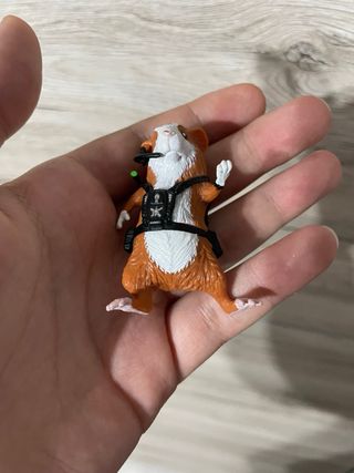 Darwin G-force Superspie in missione