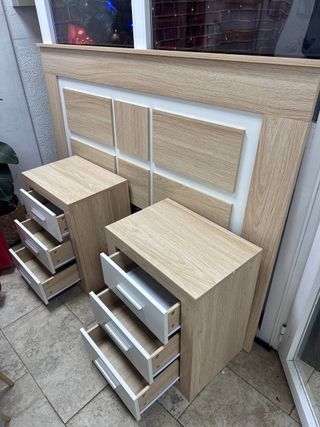 Dormitorio Completo. ¡Cabecero y Mesitas Nuevas!