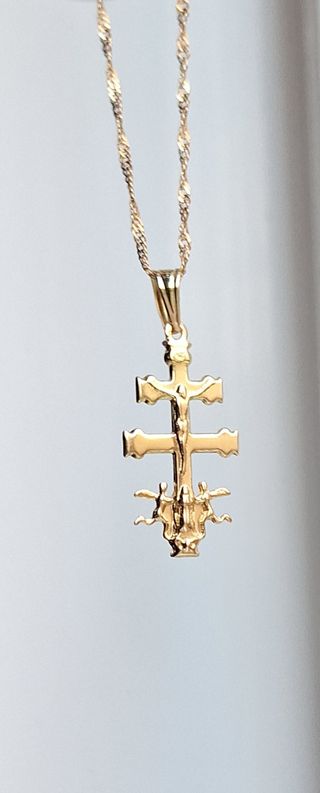 Cruz Caravaca Oro 18k