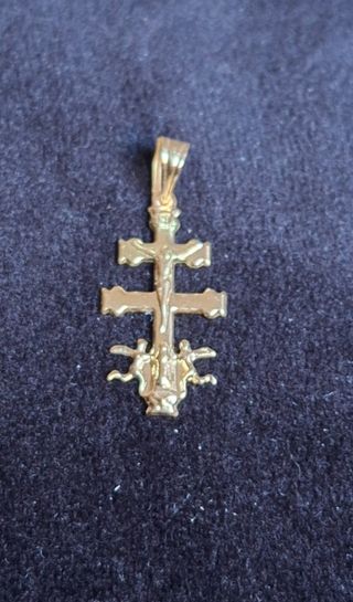 Cruz Caravaca Oro 18k