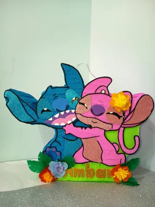 Piñata Stitch y Ángel