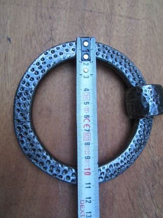 Llamador antiguo hierro forjado, aro 11 cm.