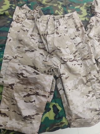 Traje de Agua Pixelado Árido XXL oferta navideña