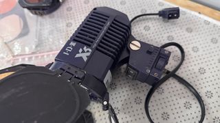 2x IDX Iluminadores LED Câmara