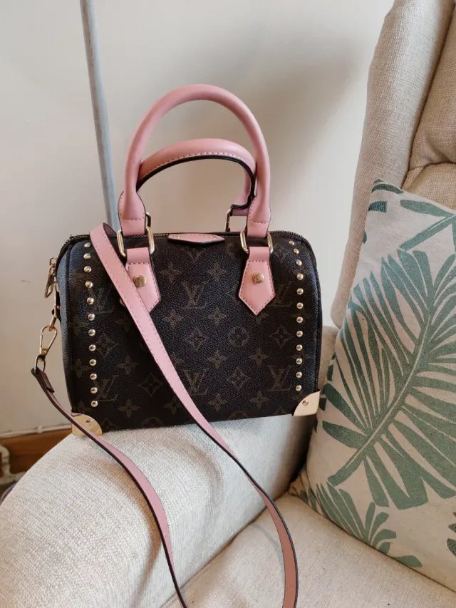 Ocasión! Coqueto bolso marrón a estrenar