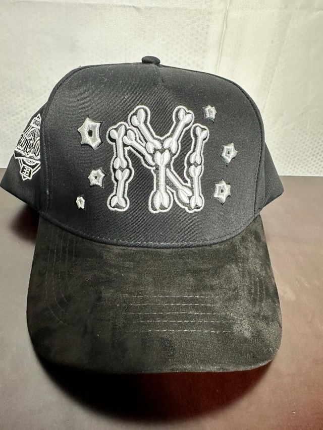 Gorra New Era NY Huesos Negra