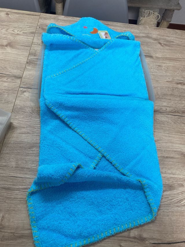 Asciugamano da bagno per neonati Petit Praia blu