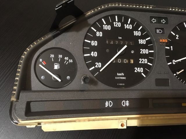 Cuadro instrumentos marcador BMW serie 3 E30 320