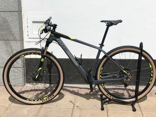 Bicicleta Cube Reaction Pro