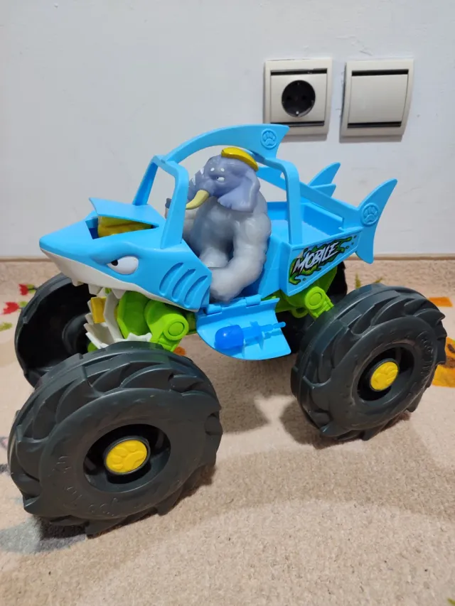 Coche Héroes Goo Jit Zu Tiburón