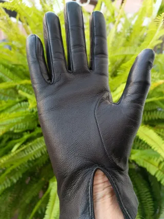 Guantes de piel vintage señora Acosta