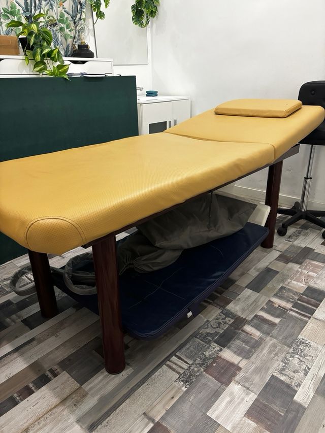 camilla de estética